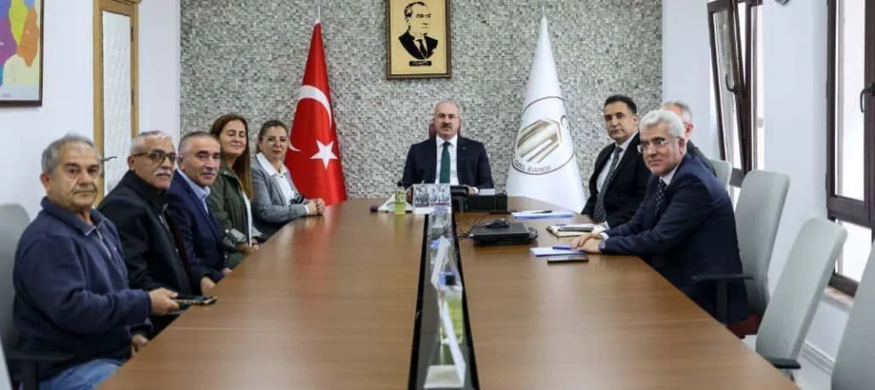 Cemevi Derneği’nden Vali Toraman’a Ziyaret