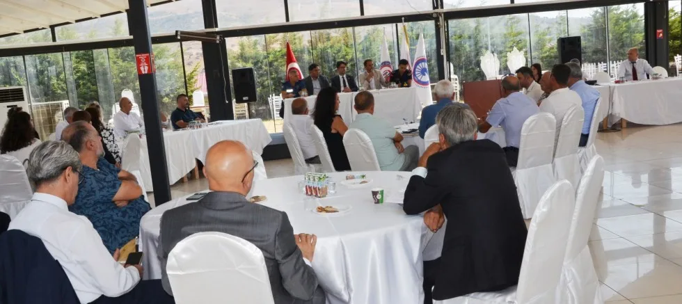 ÇOMÜ Rektörü Erenoğlu Gökçeada’da