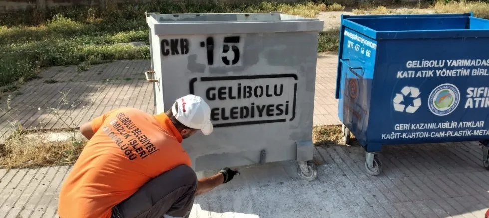 Çöp Konteynerleri Dezenfekte Edildi