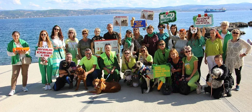 Dost Patiler Derneği’nden Hayvanları Koruma Günü Etkinliği
