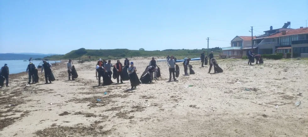Eğritaş’ta Sahil Temizliği Yapıldı