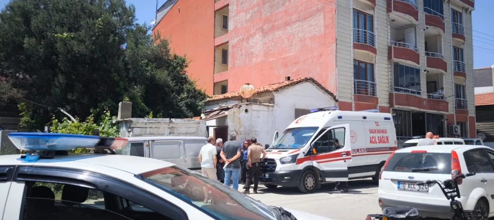 Evinde Ölü Bulundu
