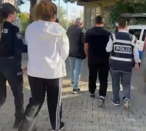 Evli Çift Görüntüsü Veren Uyuşturucu Tacirleri Yakalandı