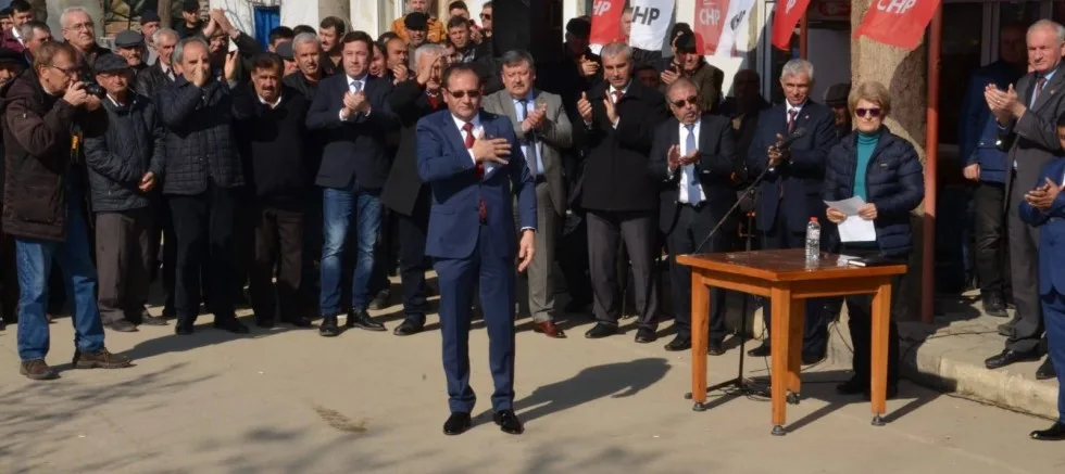 Evreşe CHP Belediye Başkan Adayı Şefik Ay ‘ın Aday Tanıtım  Toplantısı Yapıldı