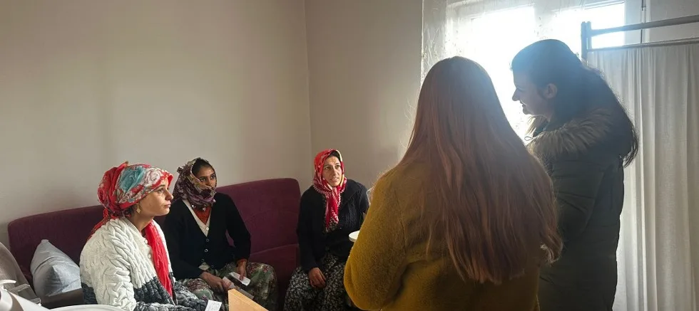 Evreşe’de Anne Adaylarına Normal Doğum Eğitimi