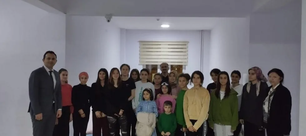 Fen Lisesi Pansiyonunda İftar Yemeği Düzenlendi