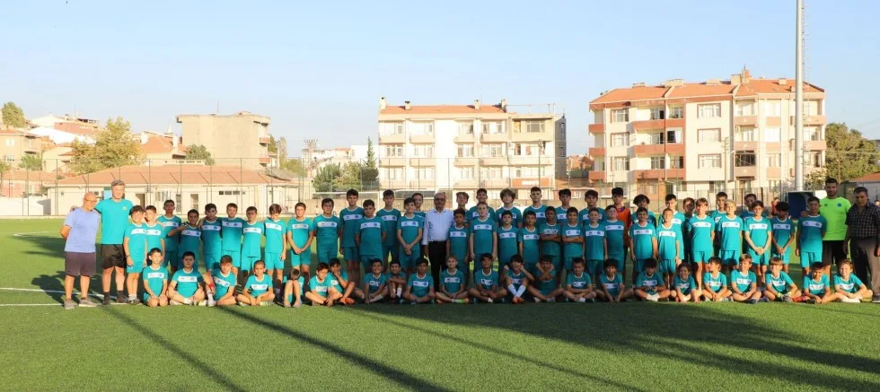 Futbol Yaz Spor Okulu Tamamlandı