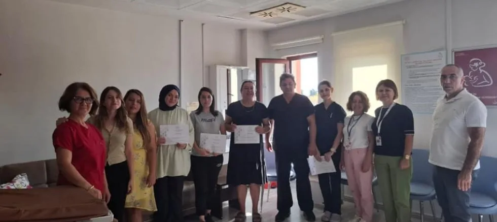 Gebe Okulu Mezunları Diplomalarını Aldı