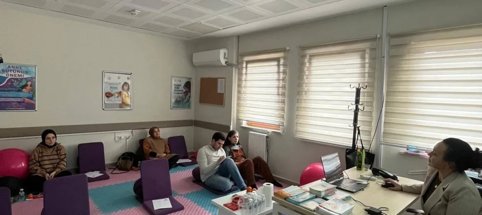 Gebe Okulunda Bağışıklama Programı Eğitimi Düzenlendi