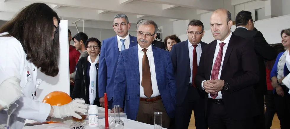 Gelibolu Atatürk Mesleki ve Teknik Anadolu Lisesi’nden 4006 TUBİTAK Bilim Fuarı