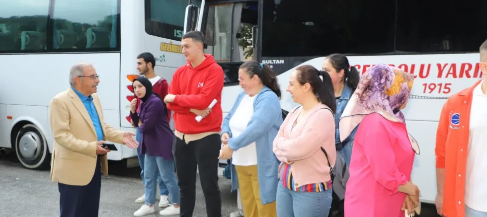Gelibolu Belediyesi YKS’ye giren öğrencileri ÇANAKKALE VE KEŞAN’A ULAŞTIRDI