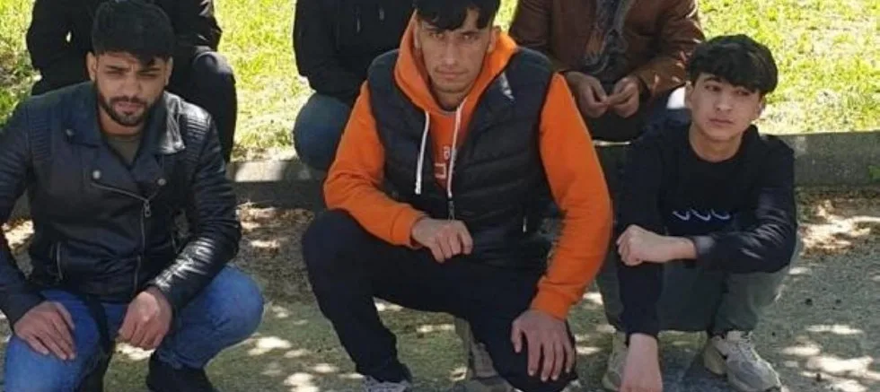 Gelibolu'da 31 Afgan Kaçak Göçmen Yakalandı