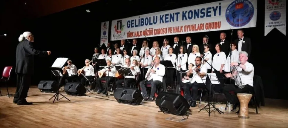 Gelibolu Kent Konseyi Türk Halk Müziği Korosundan Muhteşem Konser