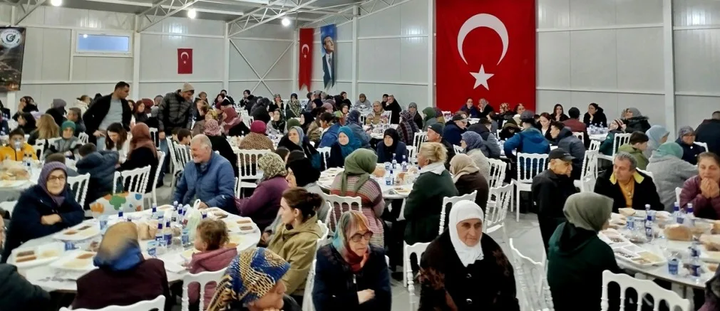 Güneyli Köyünde Geleneksel İftar Programı Düzenlendi