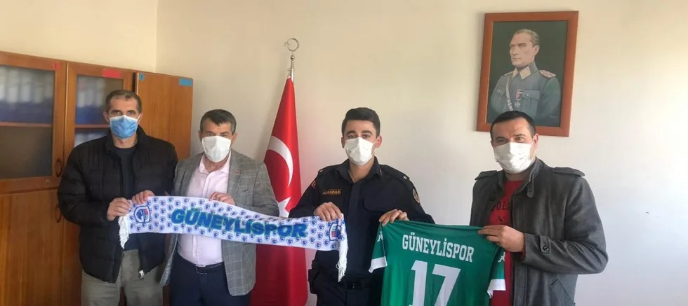 Güneylispor’dan İlçe Jandarma Komutanına Ziyaret