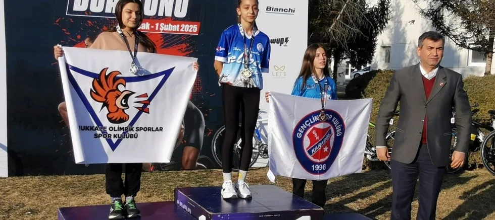 Halil Tuna’nın Sporcuları Yarışmalardan Madalyalarla Döndü