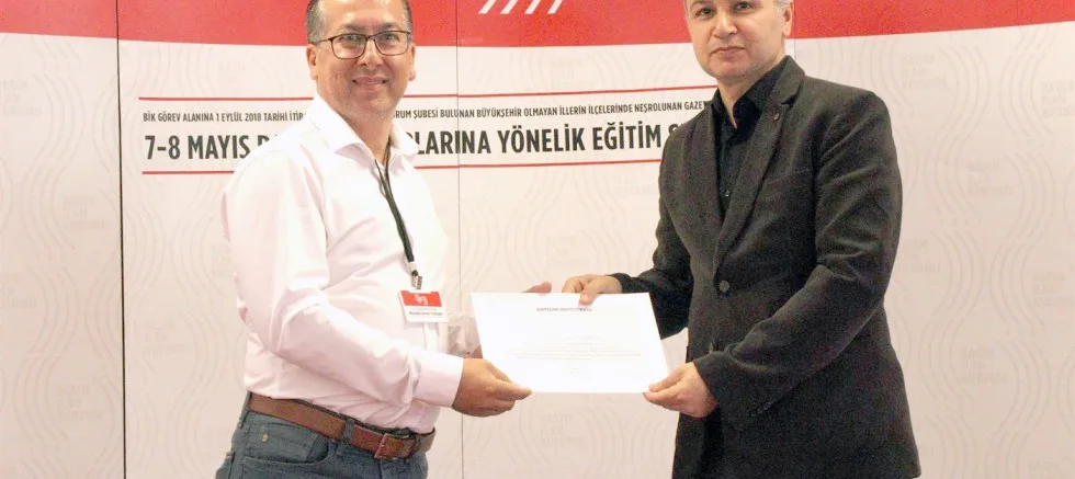 İlçe gazetecileri çalışanlarına yönelik eğitim semineri sertifika programıyla sona erdi