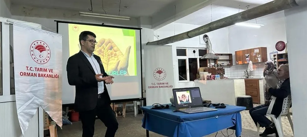 İlçe Tarım Müdürlüğü’nden Çiftçilere Bilgilendirme