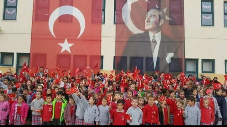 İlk Ders Zili 7 Bin Öğrenci İçin Çaldı