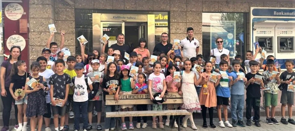 Karnelerini Getirdiler, Kitaplarını Aldılar