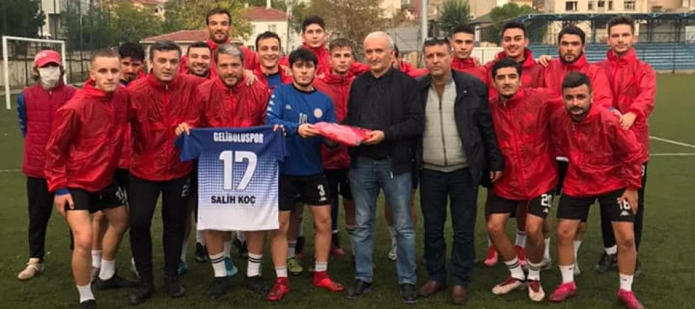 Koç’tan Futbolculara Baklava