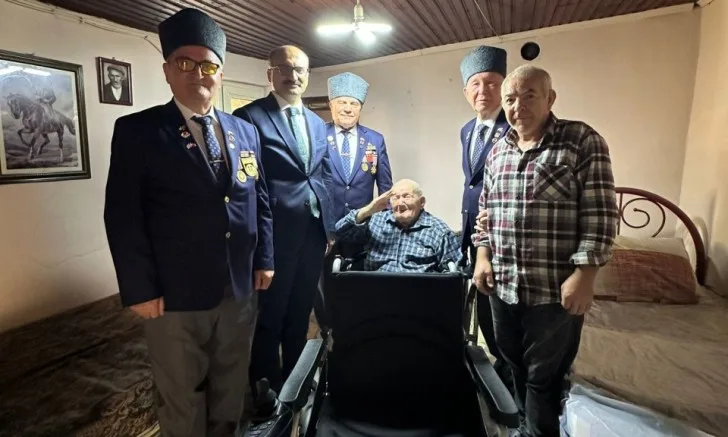 Kore Gazisi Aydın’a Özel Hediye