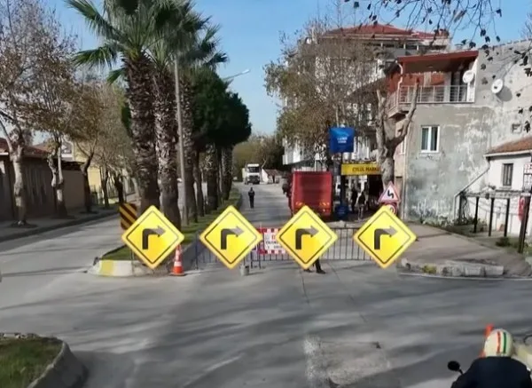 Kore Kahramanlar Caddesi Geçici Olarak Trafiğe Kapatıldı