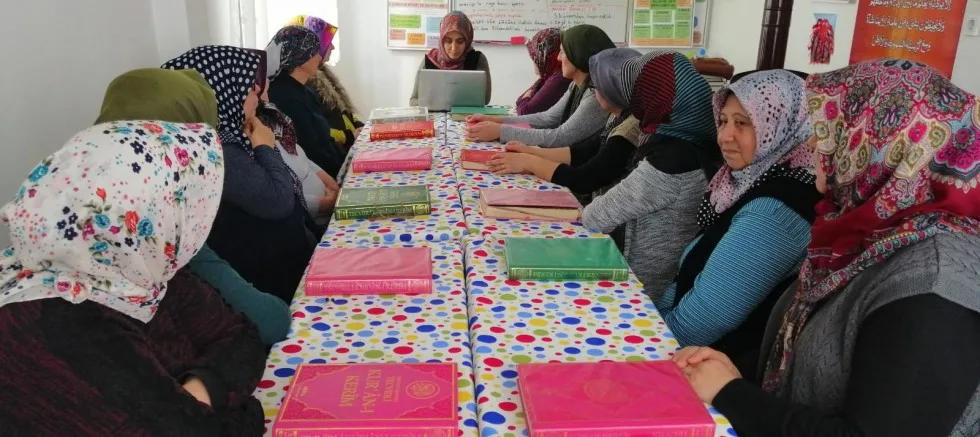 Kur’an Kursu Öğrencilerine “Temel Aile Bilinci Eğitimi” Semineri
