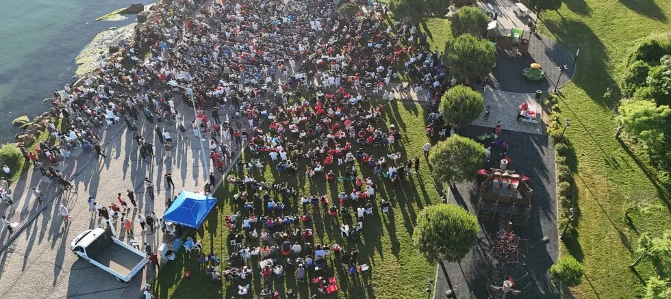 Milli Maç Heyecanı Dev Ekranda Yaşandı
