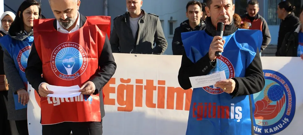 ‘Öğrenciler Korkuyor, Öğretmenler Tedirgin, Veliler Endişeli!’