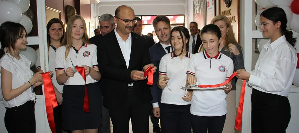 Öğrencilerin Hazırladığı ‘Bunu Ben Yaptım’ Sergisi Açıldı