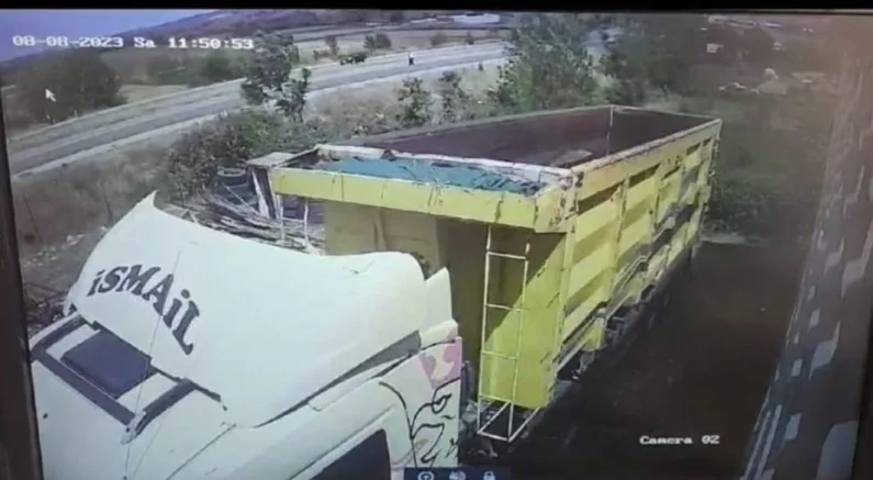Otomobilin Çarptığı Kadın Hayatını Kaybetti