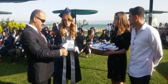 Özel Gelibolu Fen Bilimleri Temel Lisesi’nde MEZUNiYET HEYECANI