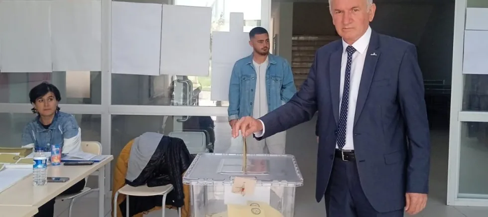 Parlak, Oyunu Kullandı