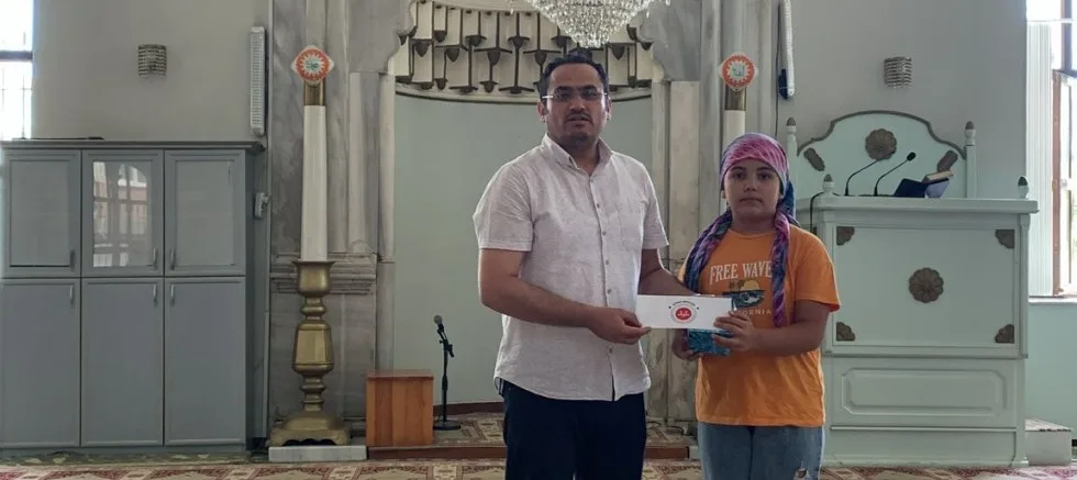 Resim Yarışmasında Dereceye Girenlere Hediyeleri Takdim Edildi