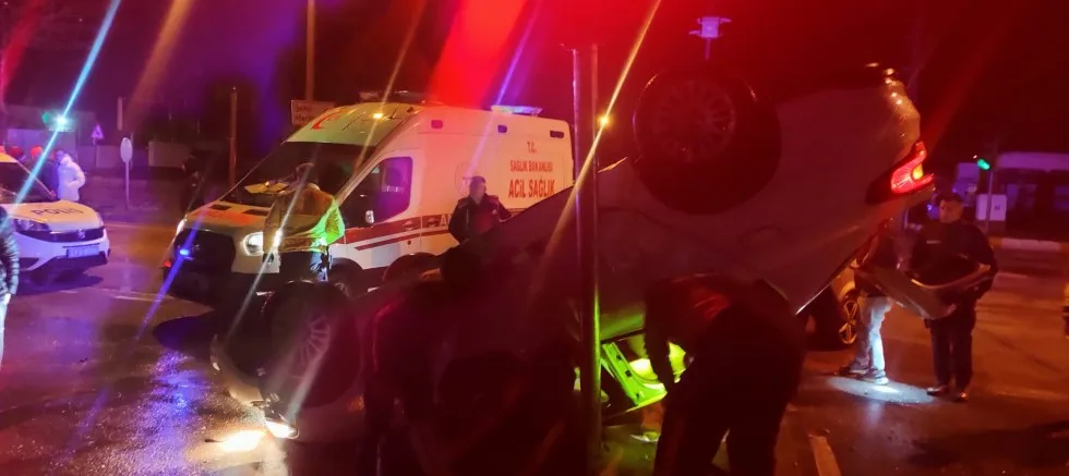 Sanayi Işıklarda Trafik Kazası