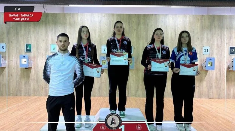 Tuğçe Savran’dan Havalı Tabanca Yarışmasında Büyük Başarı