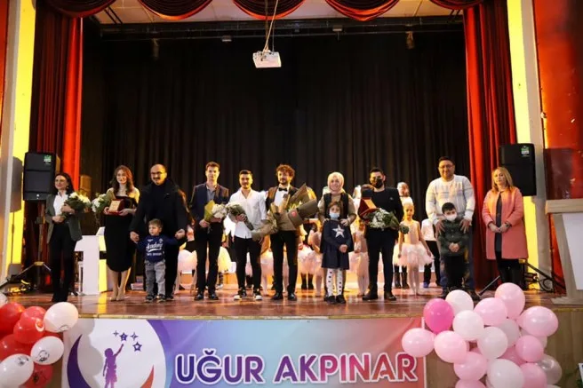 Uğur Akpınar Akademi Tarafından Konser Düzenlendi