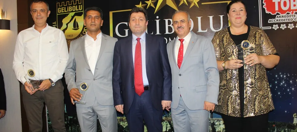Vergi Rekortmenleri Ödüllendirildi