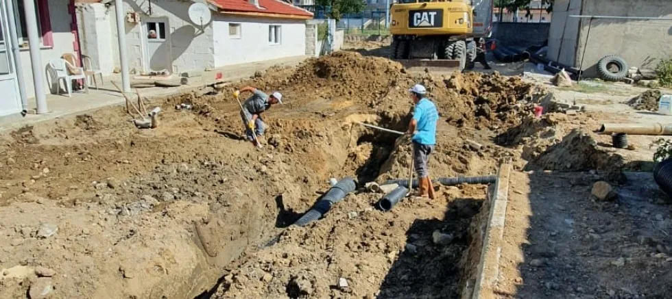 Yeni Altyapı Hatları Yapılıyor