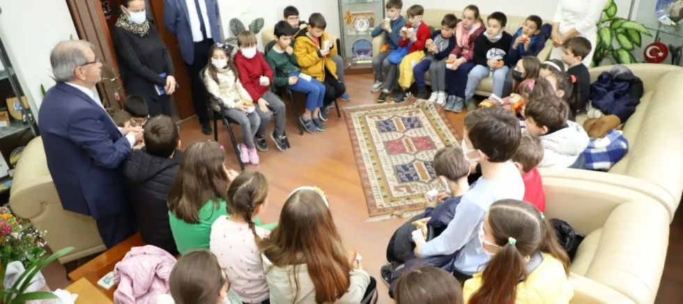 ‘Yerel Yönetimler’ Dersi İçin Başkan Özacar’ı Ziyaret Ettiler