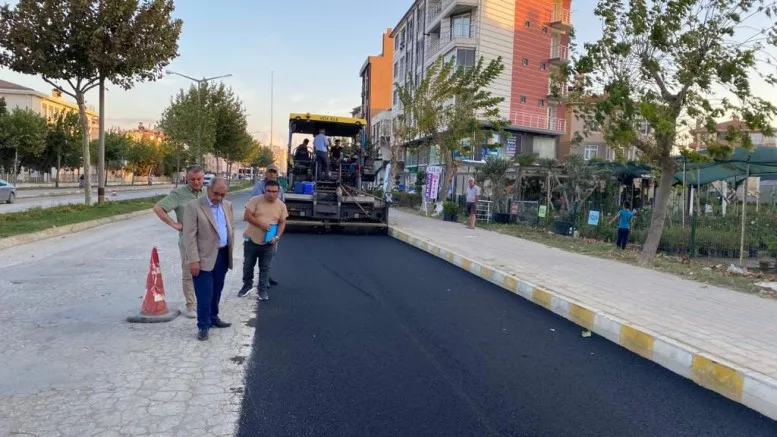 Yollar Asfaltlanmaya Devam Ediyor