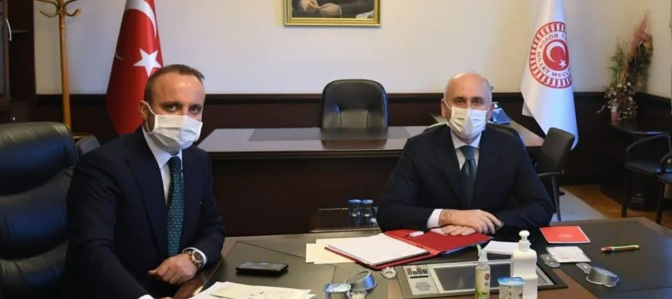 “Yürüyerek Asya’dan Avrupa’ya Geçeceğiz”