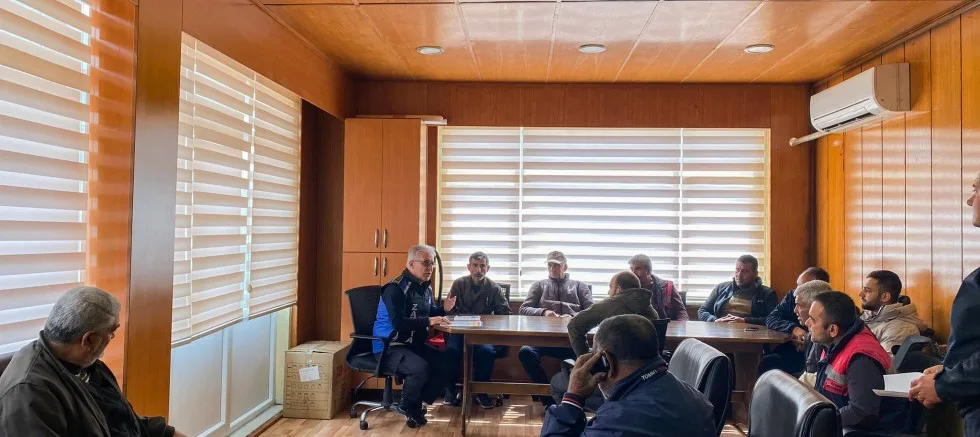 Zabıtadan Nakliyecilik Yapan Esnafla Toplantı